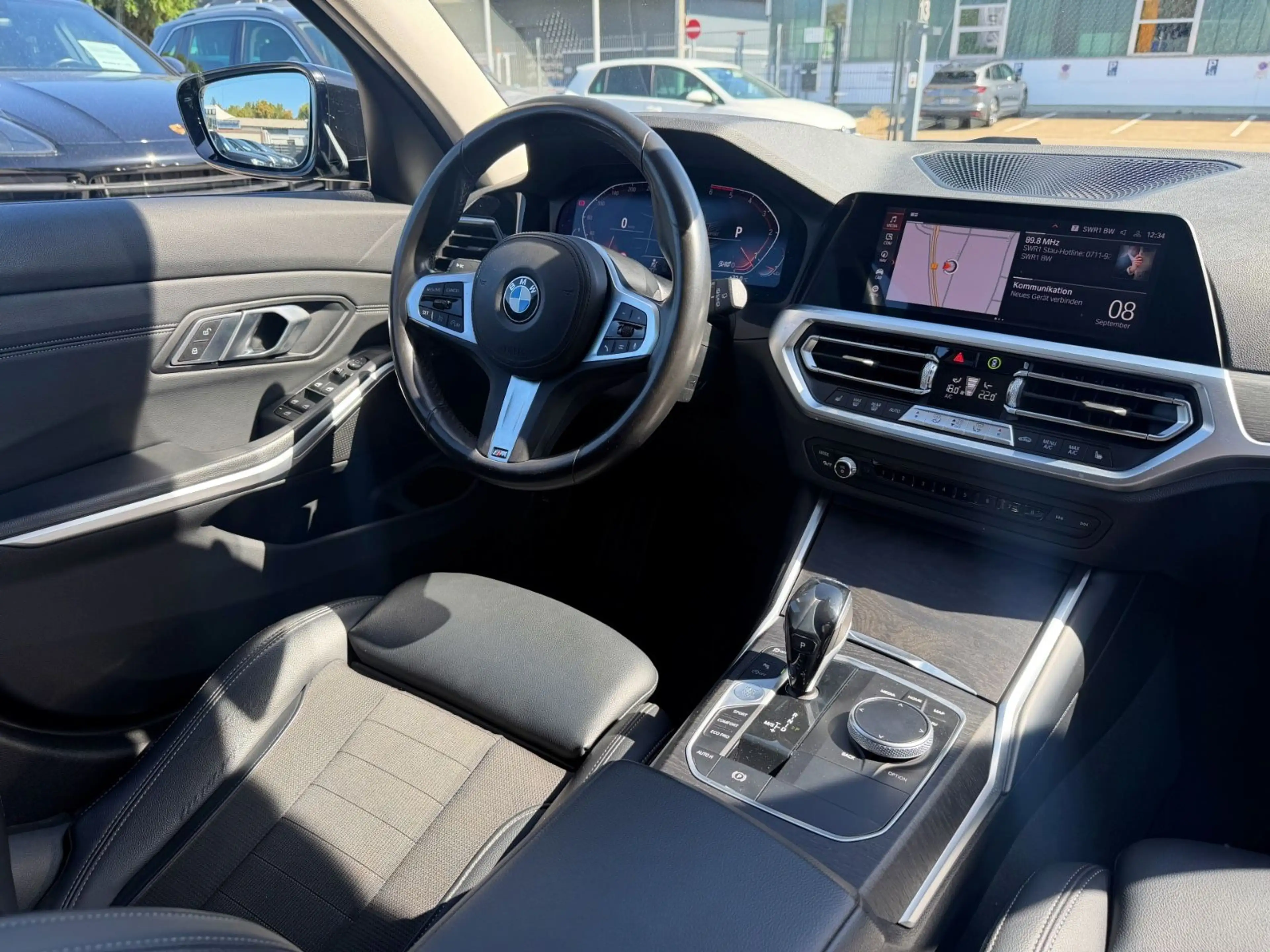 BMW 330 d Touring xDrive Sport Line/LASER/HUD/LIVECO — photo 15