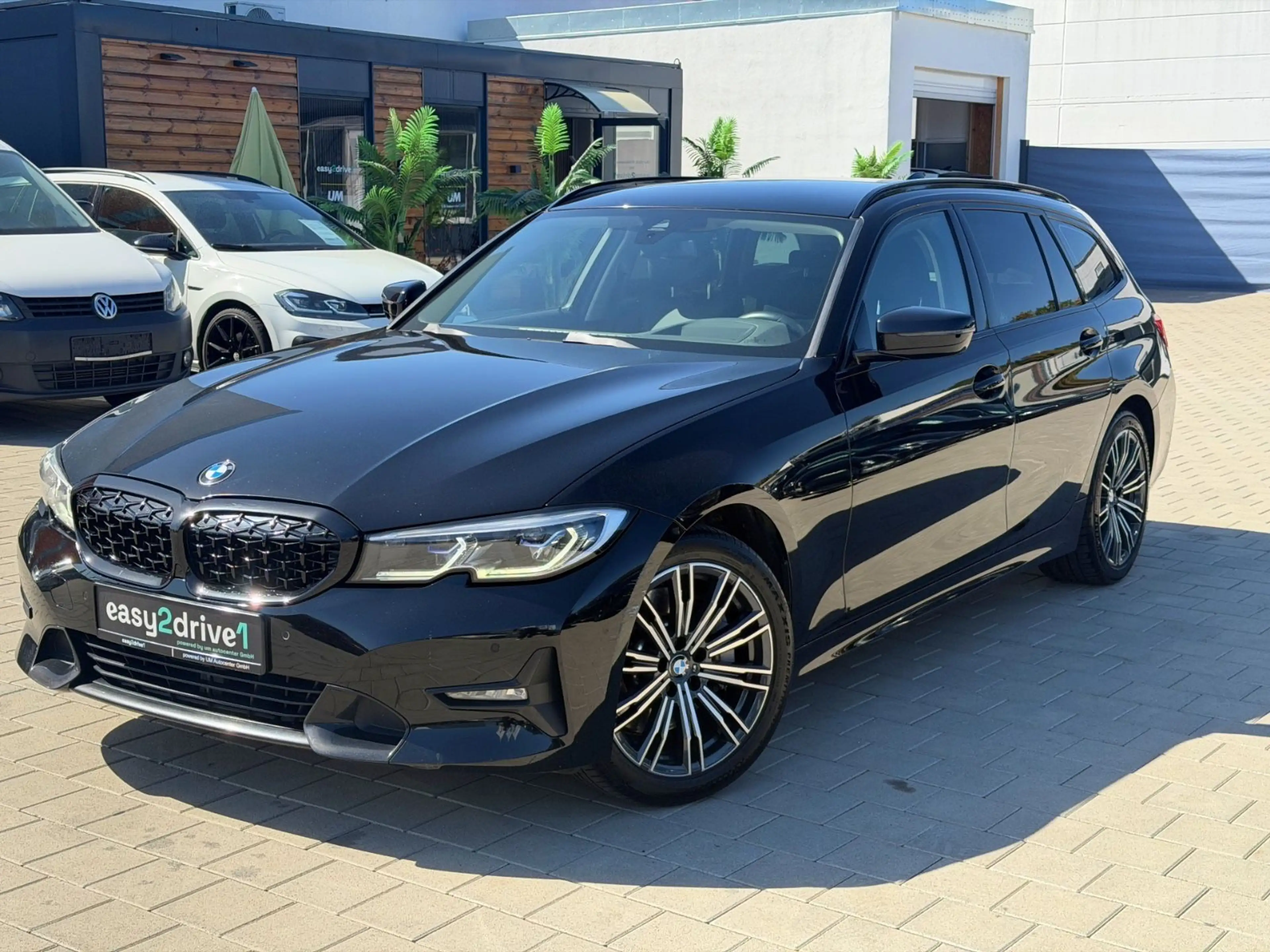 BMW 330 d Touring xDrive Sport Line/LASER/HUD/LIVECO — photo 3