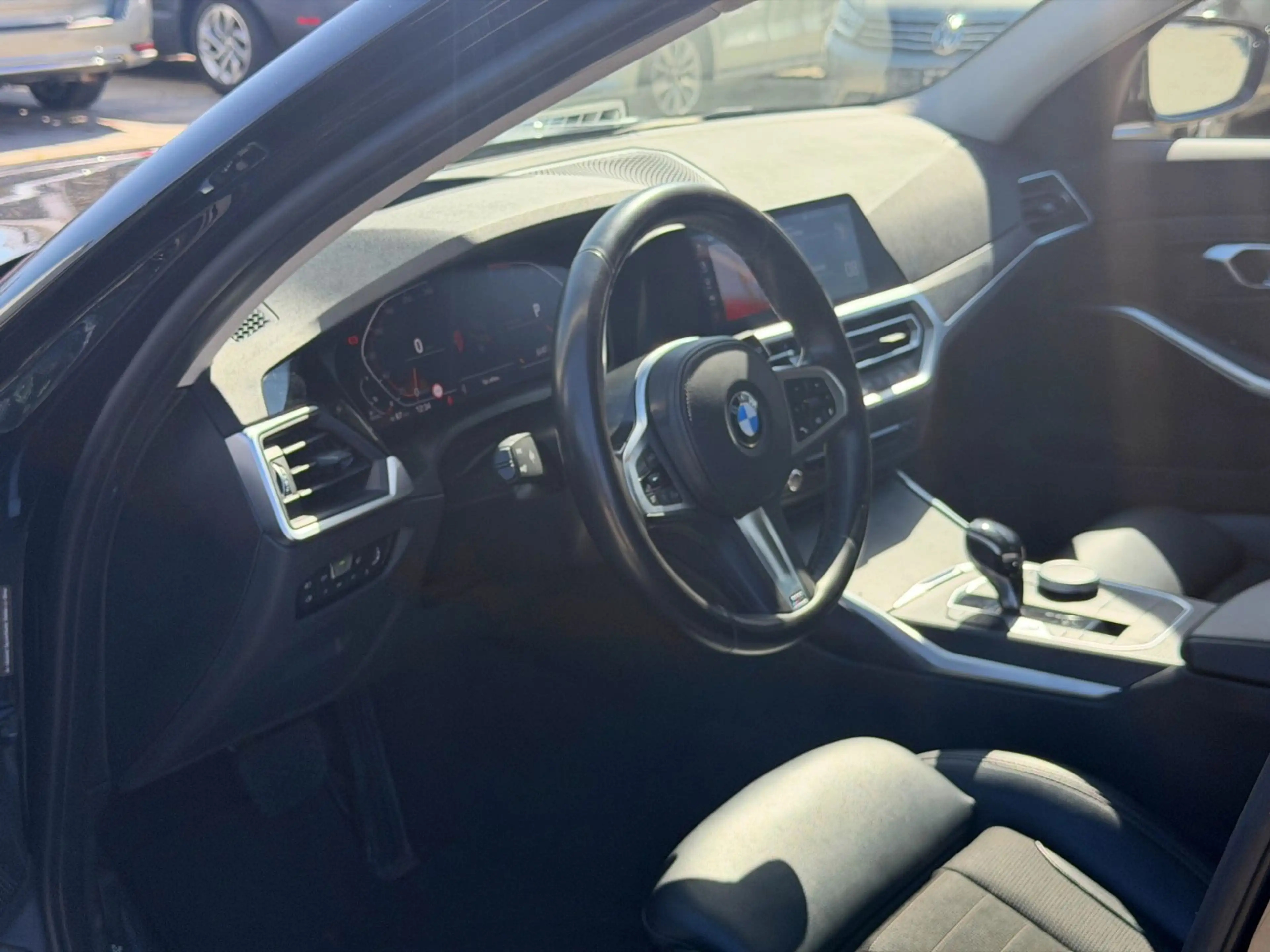 BMW 330 d Touring xDrive Sport Line/LASER/HUD/LIVECO — photo 11