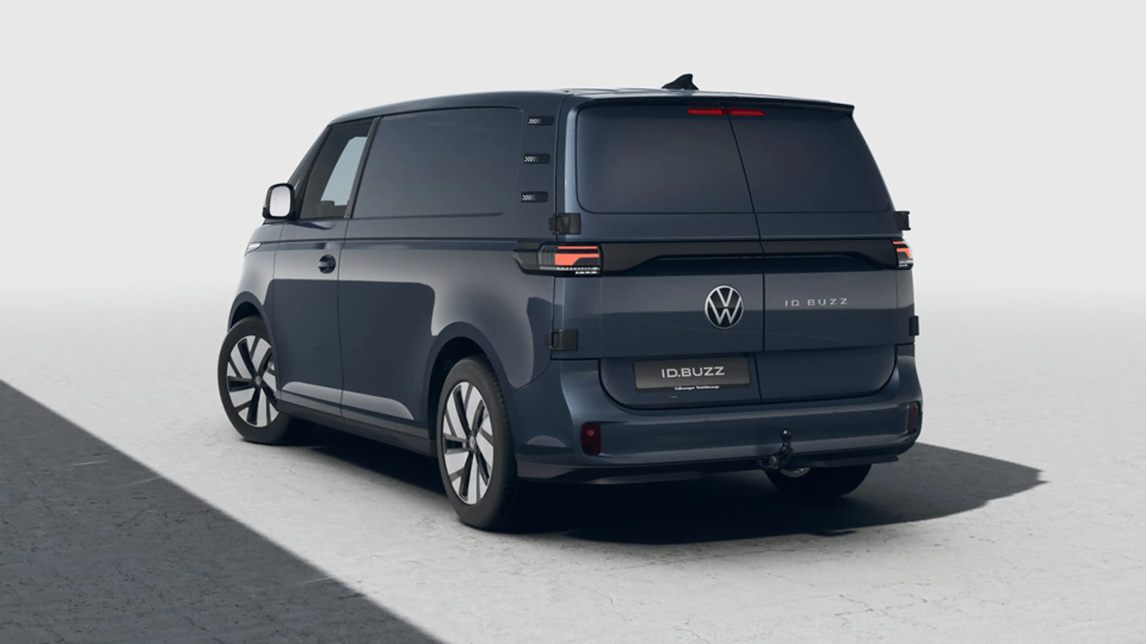 Volkswagen ID. Buzz Cargo 286pk Bulli Limited Edition 79 kWh | Trekhaak Wegk — photo 2