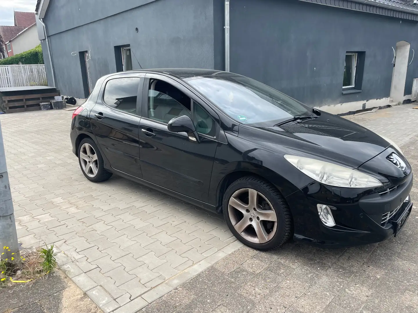 Peugeot 308 175 THP Platinum Negru - 1
