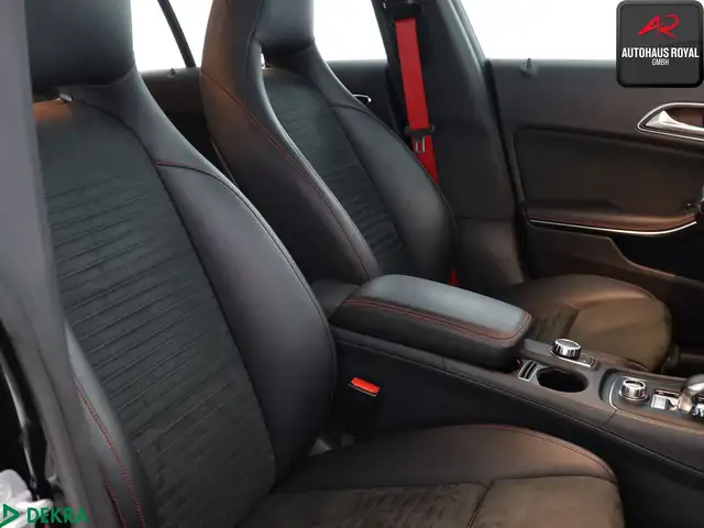 Mercedes-Benz Unknown Model view 11
