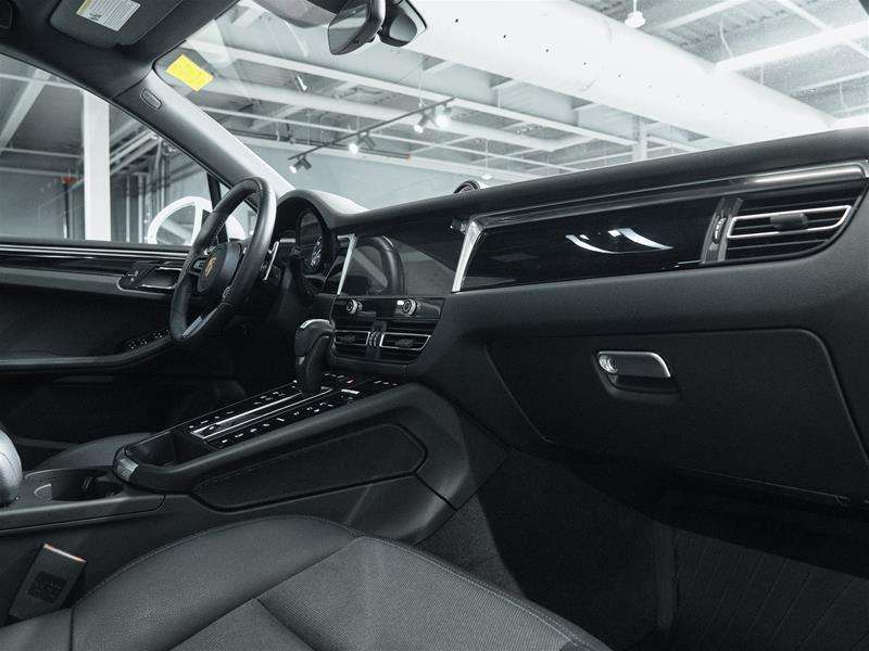 2022 Porsche Macan S thumb 20