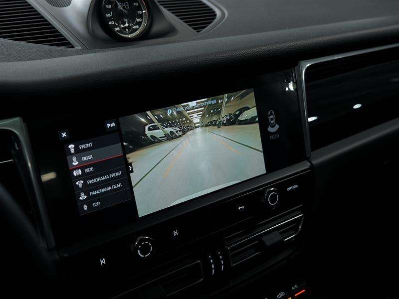 2022 Porsche Macan S thumb 34