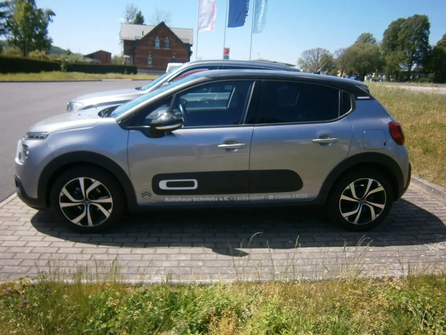 Citroen C3 Pure Tech 110 S&S SHINE PACK Grau - 2