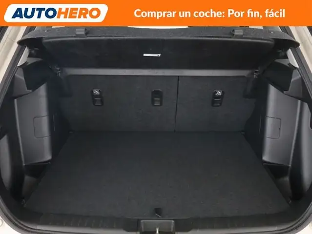 Suzuki Vitara view 18