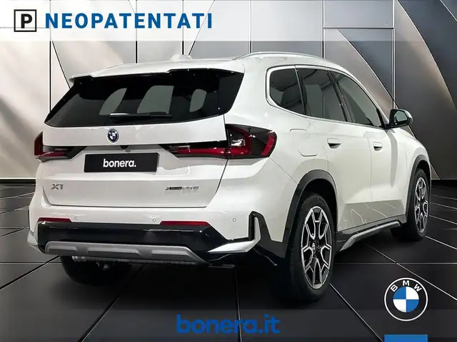 BMW Ix1 view 5