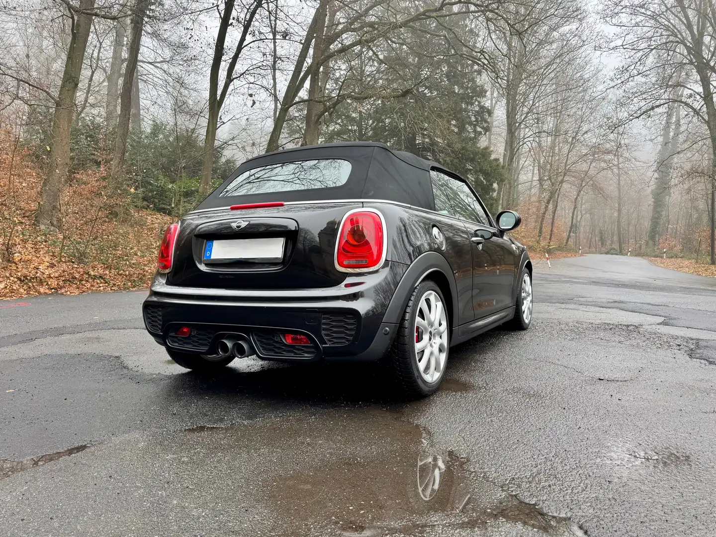 MINI John Cooper Works Cabrio TÜV Neu Black - 2