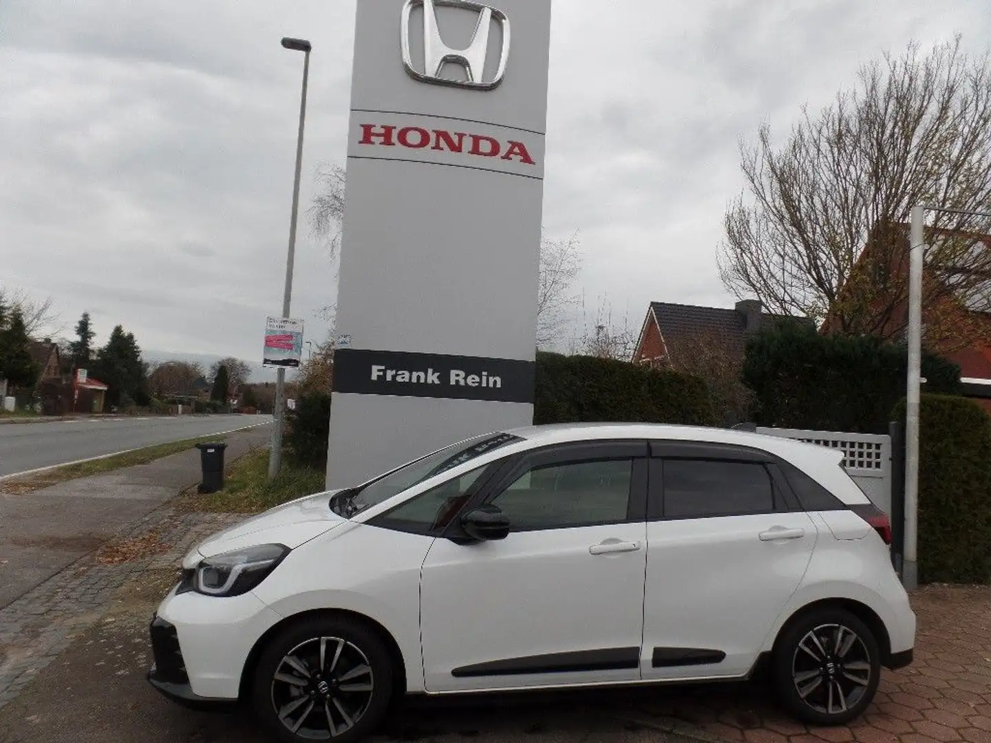 Honda Jazz 1.5 i-MMD Hybrid Advance Sport Bílá - 2