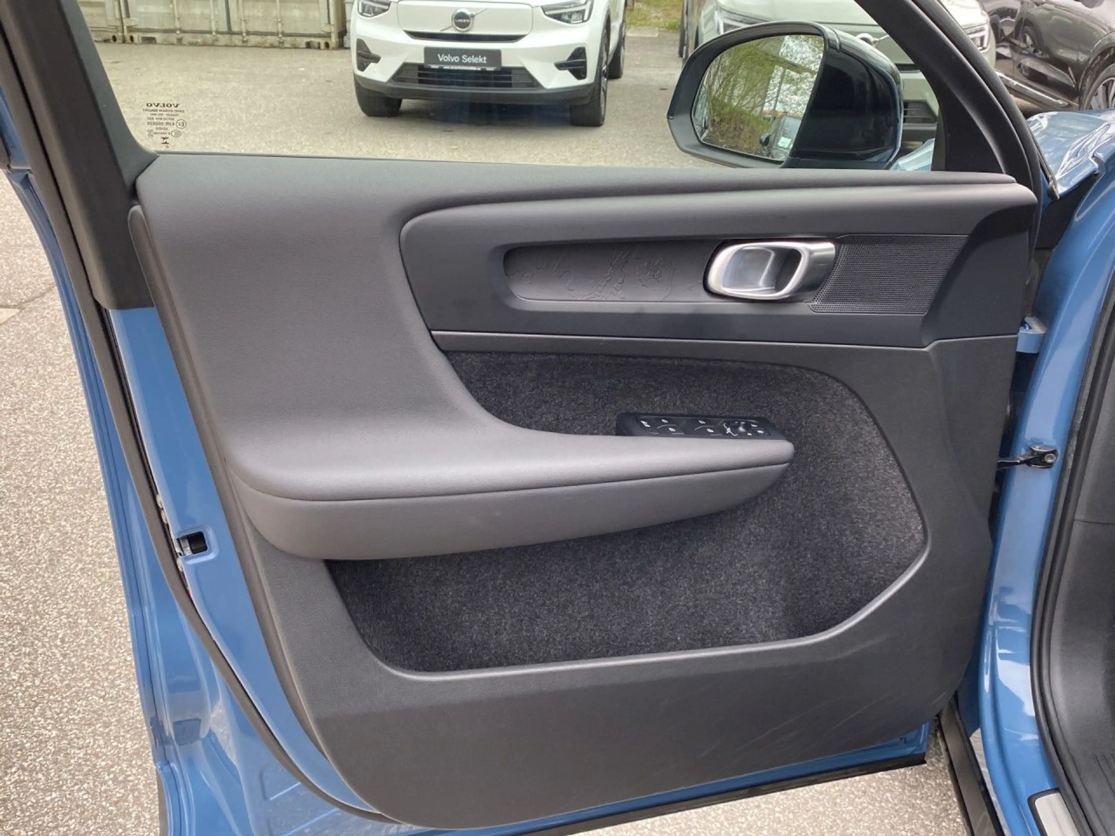 Volvo C40 Plus Recharge Pure Electric 2WD Bluetooth Navi — photo 10