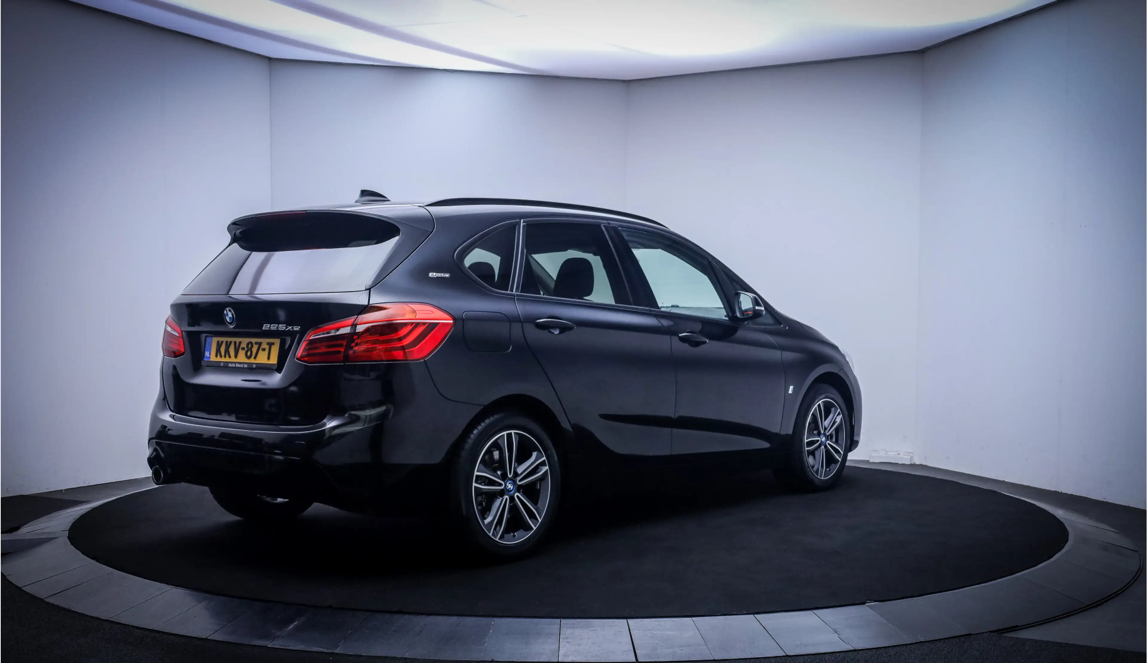 BMW 225 2-serie Active Tourer 225xe SPORTLINE iPerformance — photo 5