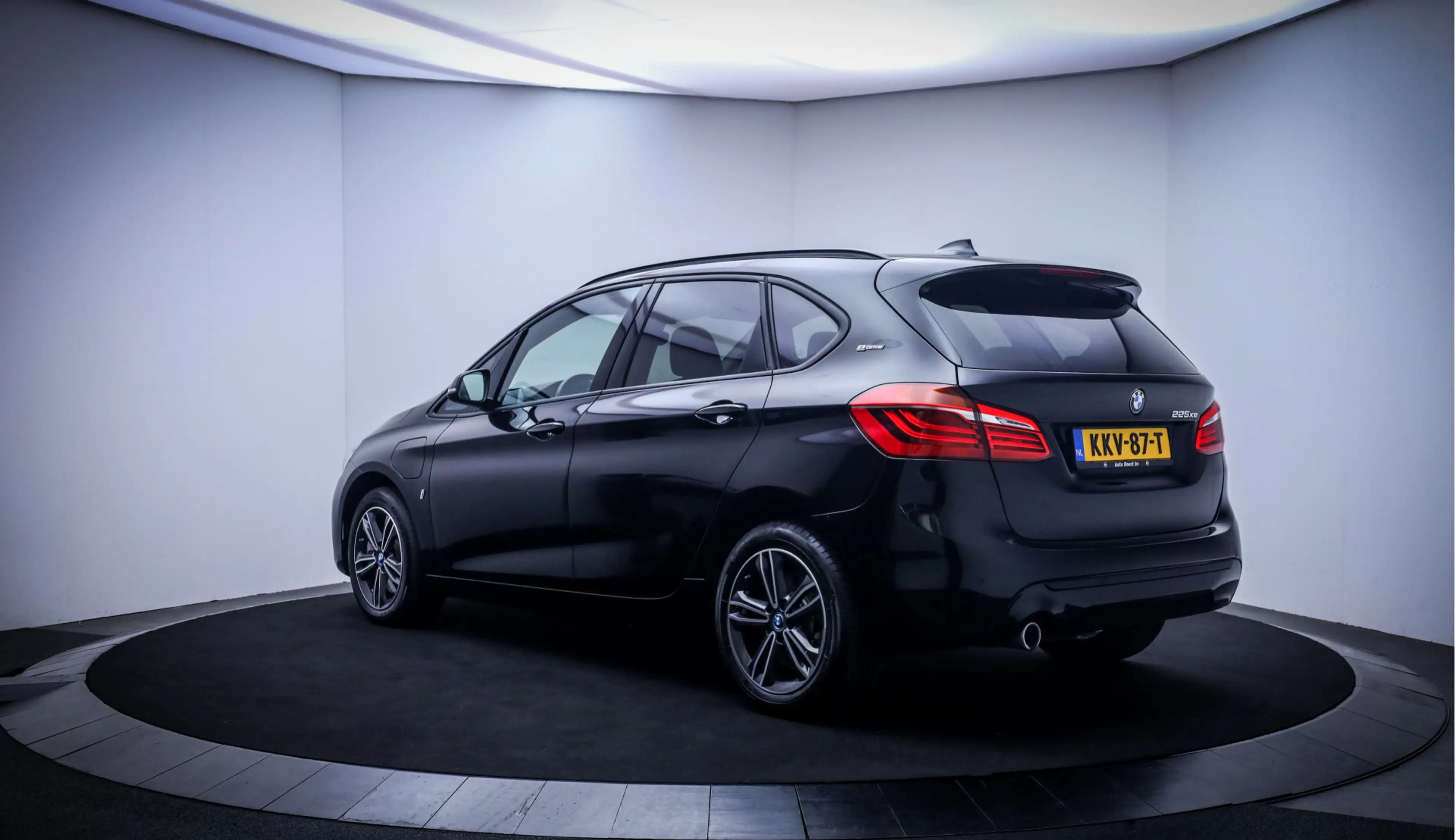 BMW 225 2-serie Active Tourer 225xe SPORTLINE iPerformance — photo 8