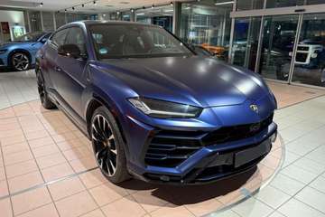 V8 Biturbo 650 - Vision Nocturne - Toit Pano - Bleu ASTRAEUS AD PERSONAM