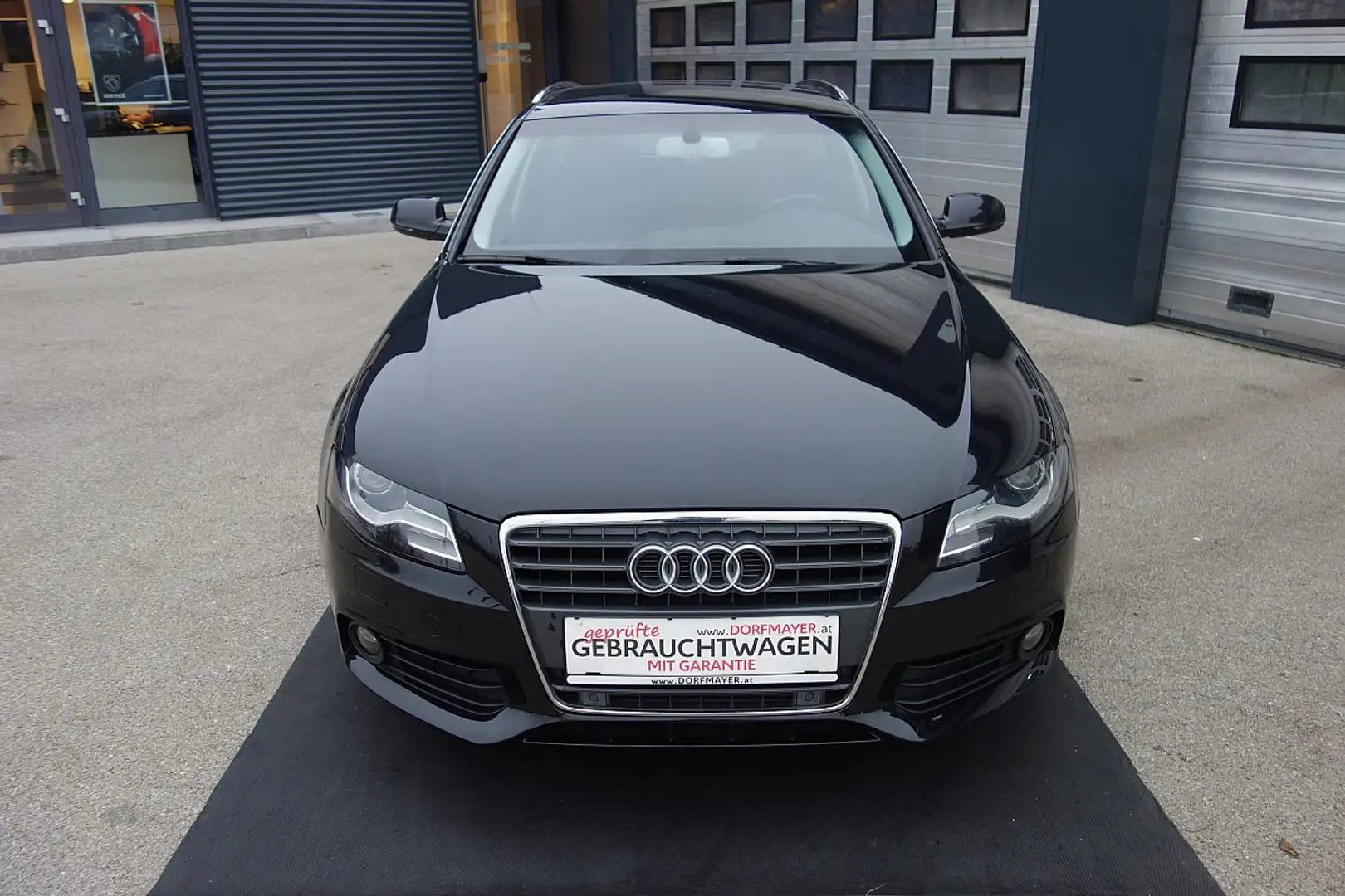 Audi A4 Avant 2,0 TDI Start-up DPF Schwarz - 2