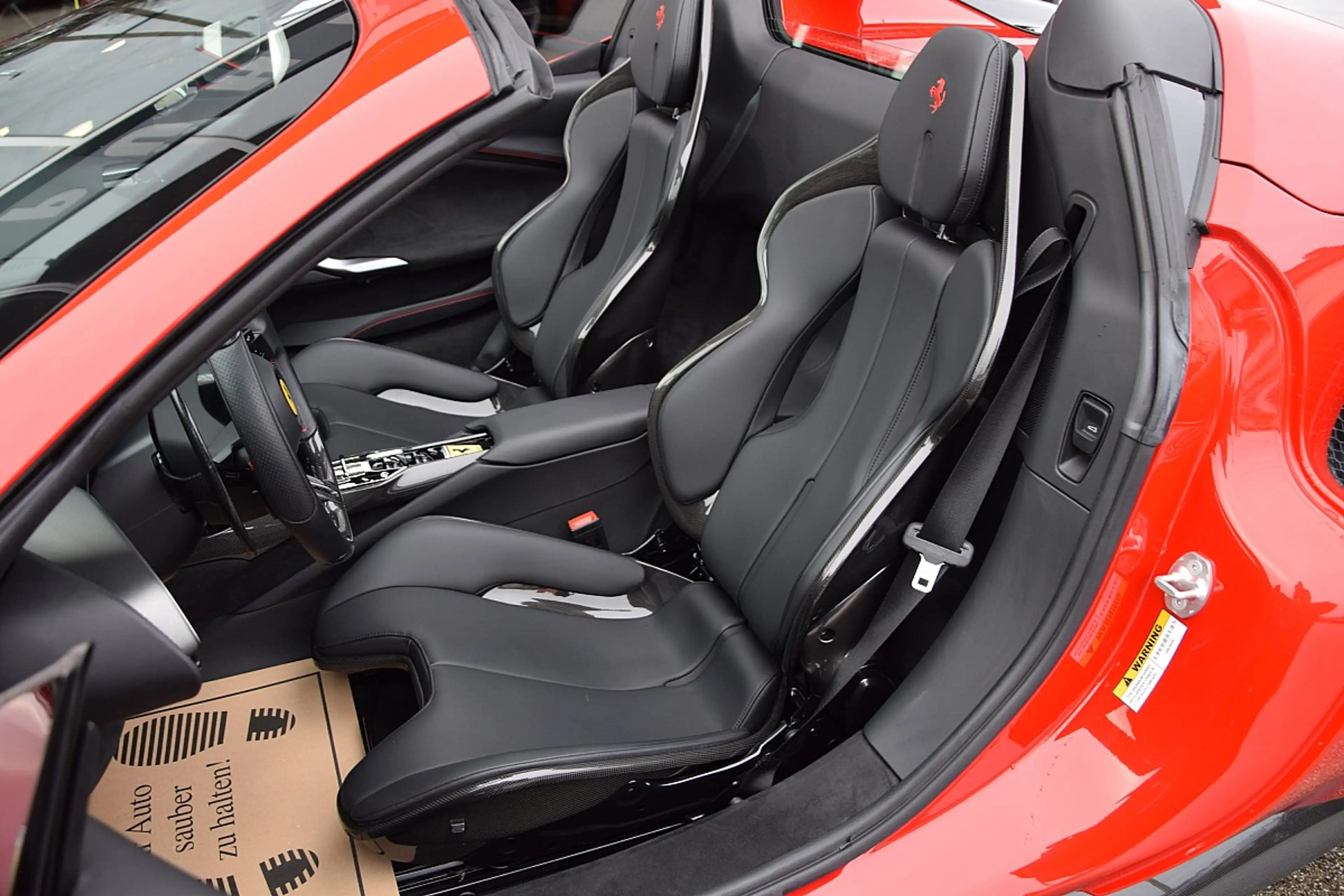 Ferrari 296 GTS Roadster *Carbon*Lift*Kamera*Rosso Metallic... — photo 6