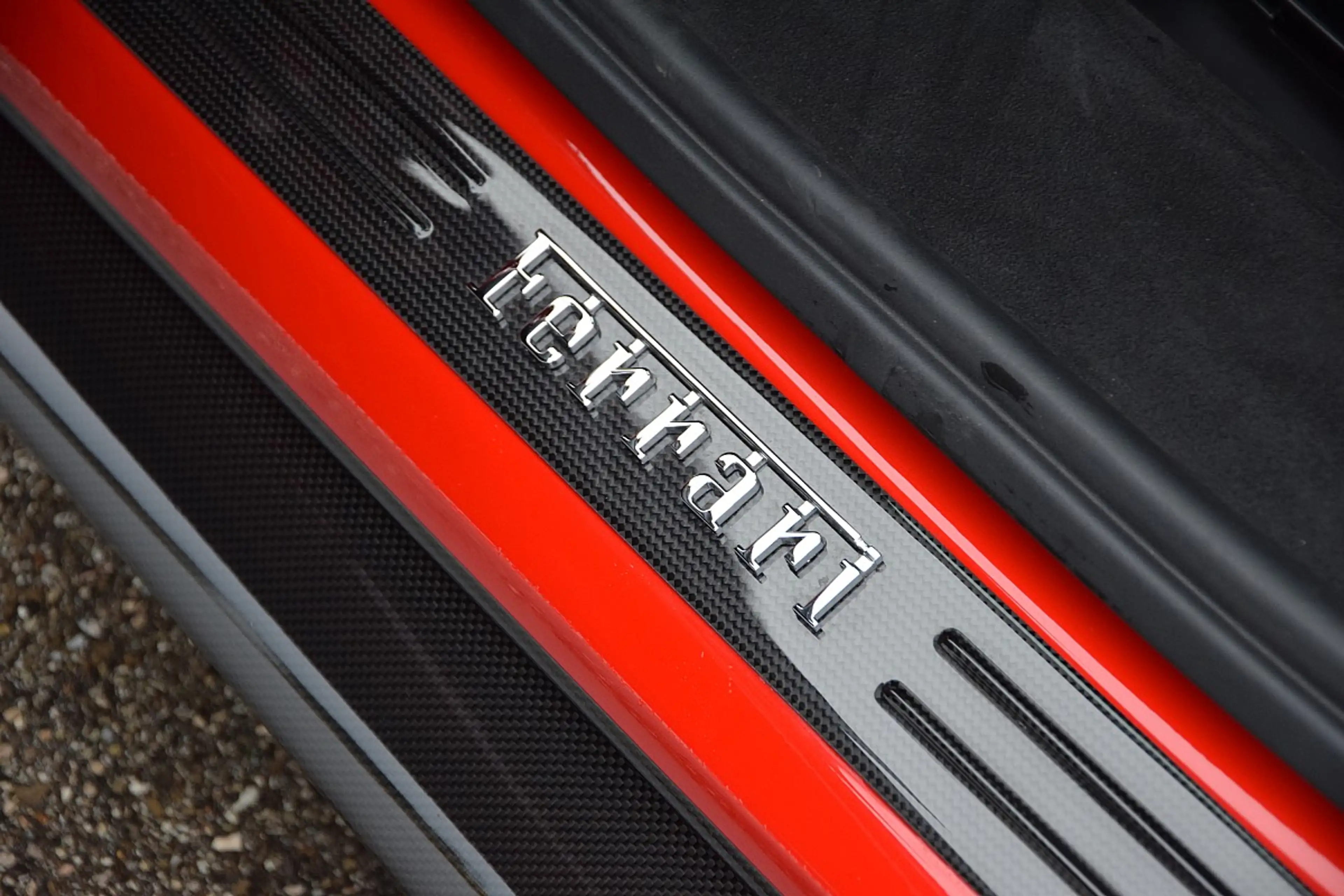 Ferrari 296 GTS Roadster *Carbon*Lift*Kamera*Rosso Metallic... — photo 8