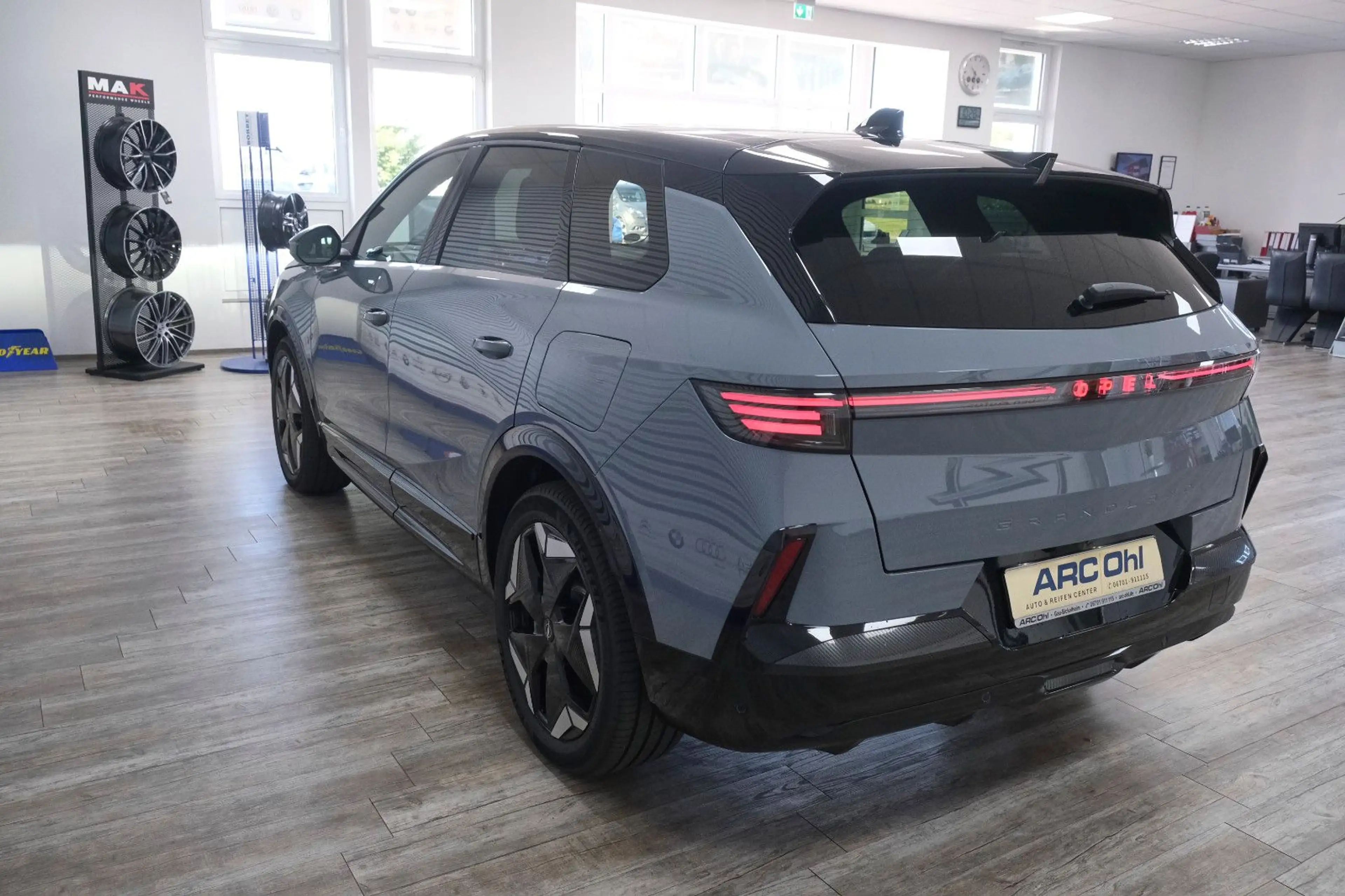 Opel Grandland X Grandland-e Ultimate *VOLL/HUD/MATRIX/PANO/AWD* — photo 5