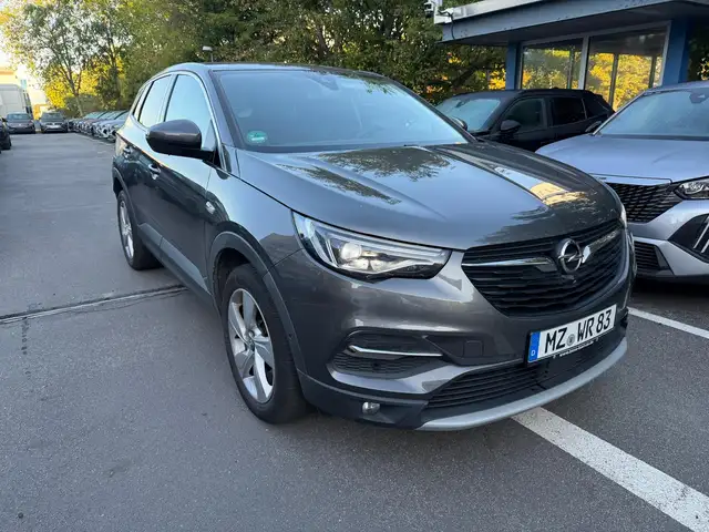 Opel Grandland Inno. Navi, Teilleder, Klimaaut., 360 Kam, SHZ+Len