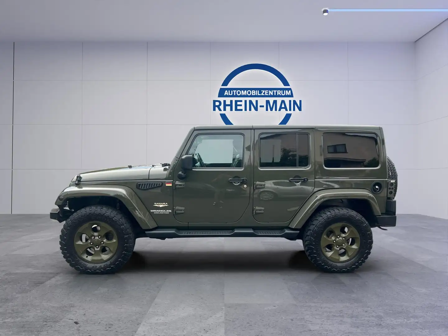 Jeep Wrangler Sahara NATO GRÜN UMBAU SNORKEL TOP ZUSTAND Grün - 2