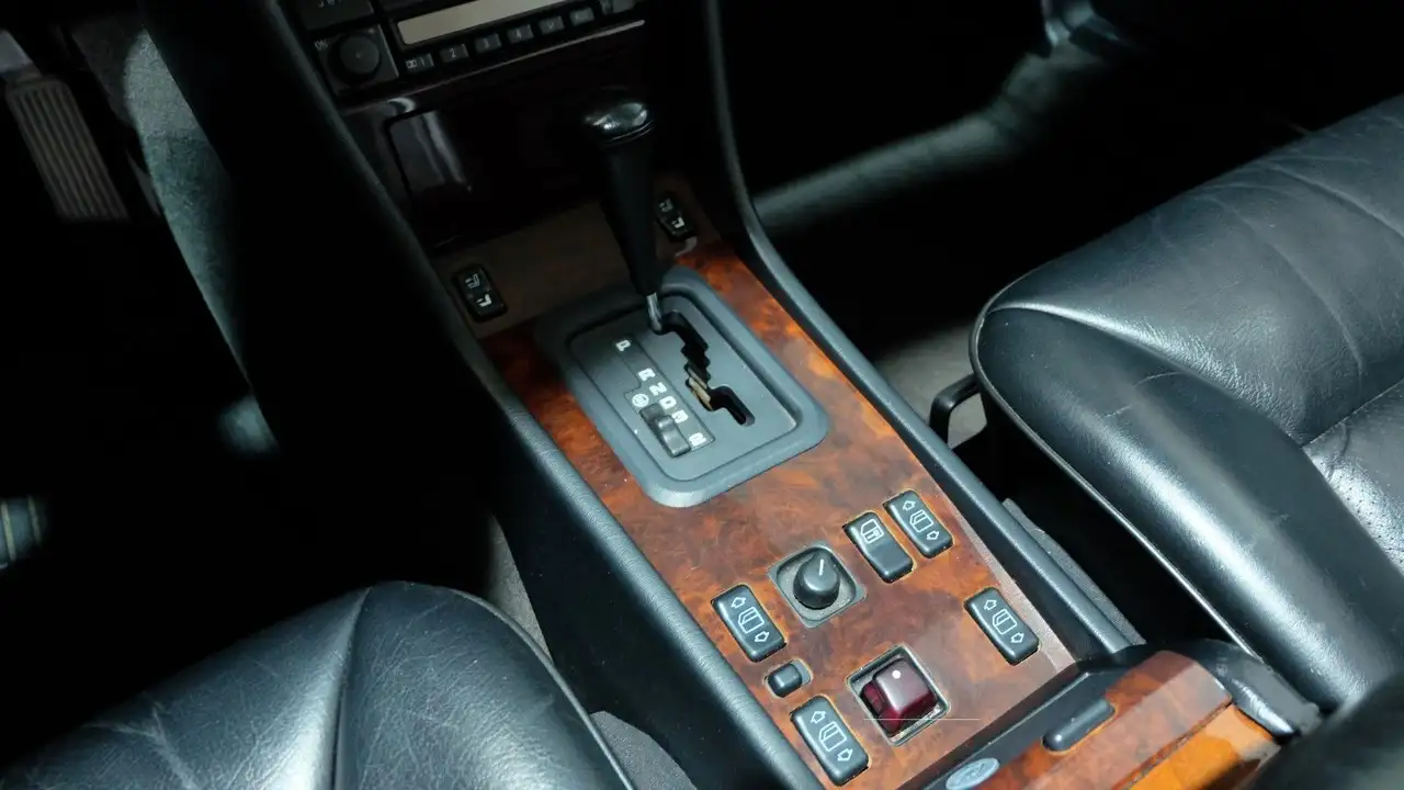 Mercedes-Benz E 220 Cabriolet mit geringer Laufleistung!, foto 11