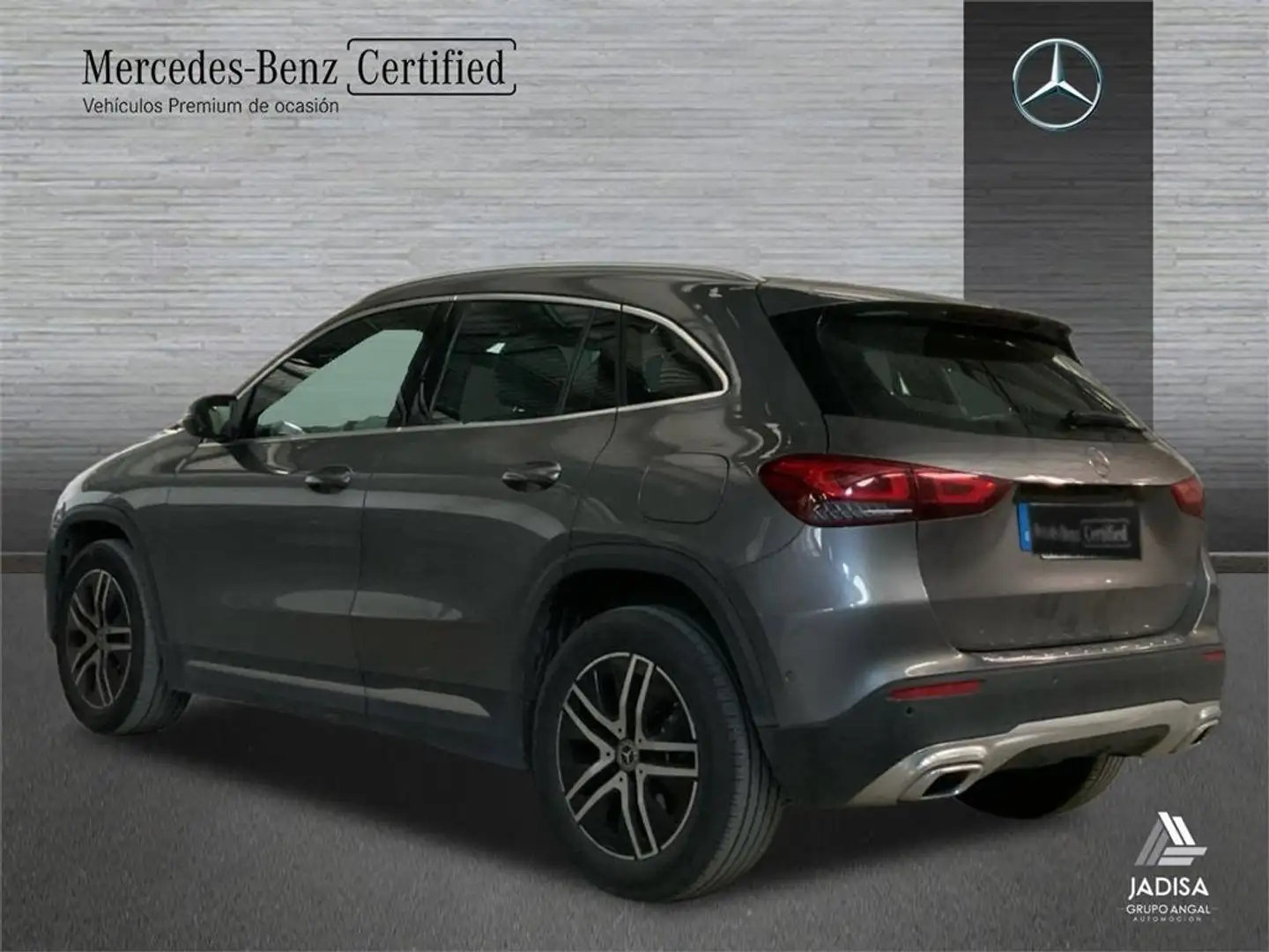 Mercedes-Benz GLA 180 - 2