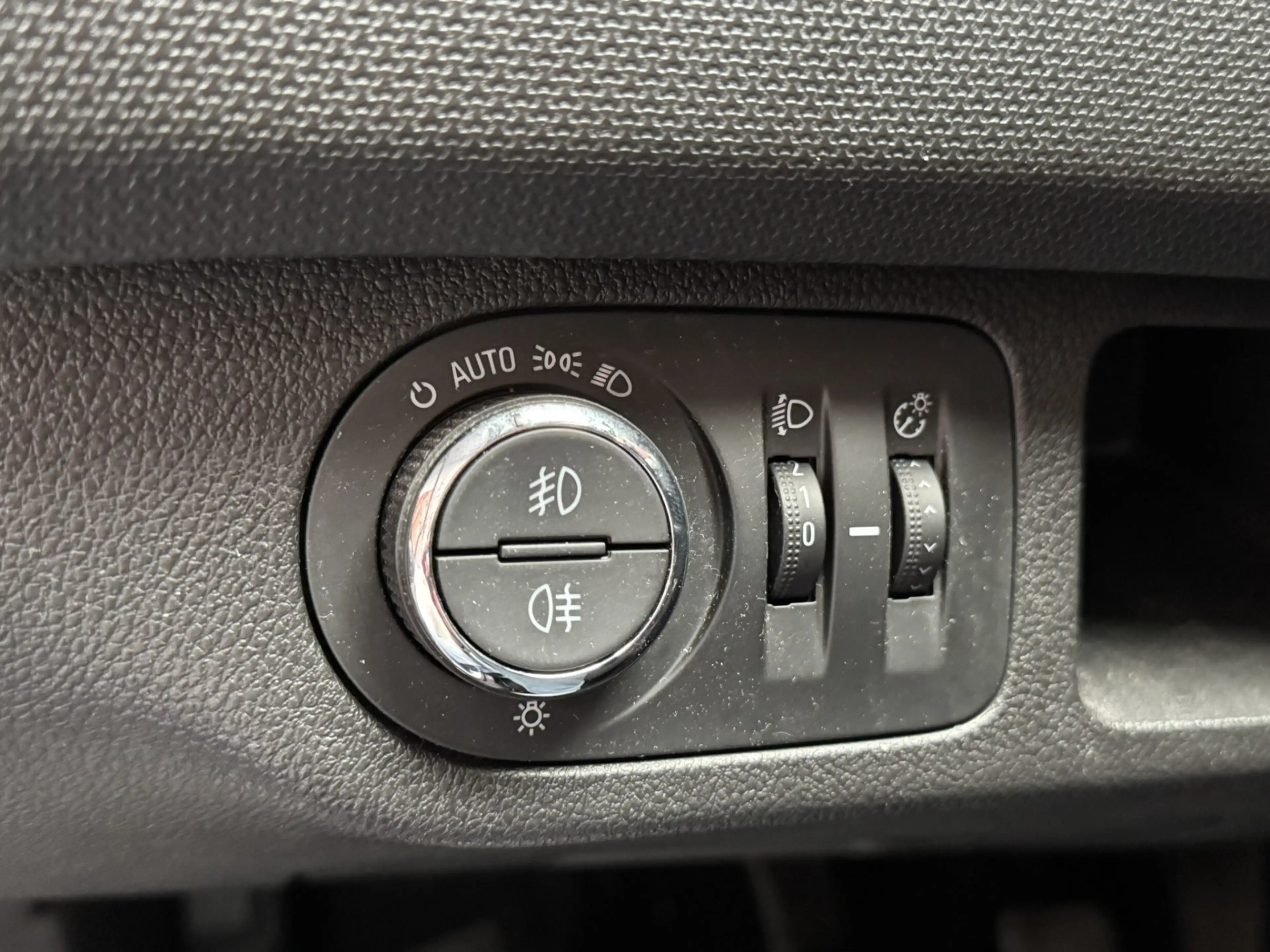 Opel Meriva 1.4 TURBO BUSINESS+ NAVIGATIE CRUISE CONTROL CLIMA — photo 35