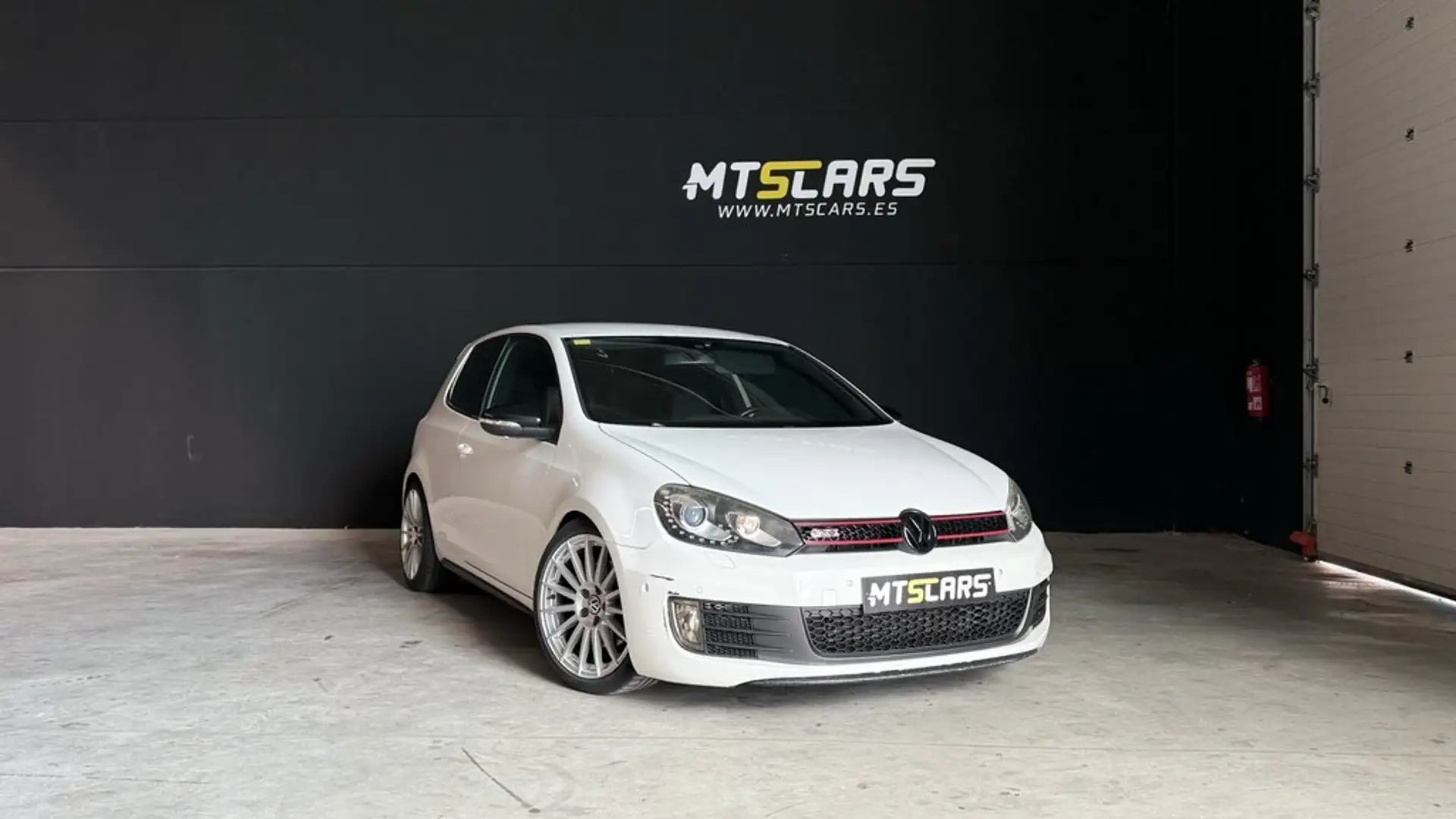Volkswagen Golf 2.0 TSI 210cv DSG 6 vel GTI Wit - 1