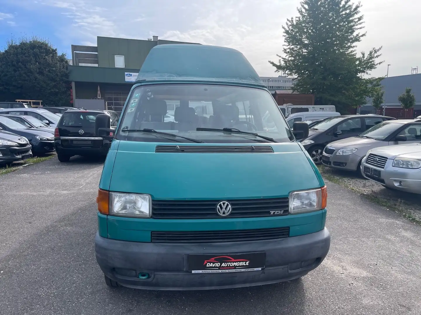 Volkswagen T4 Kombi Hoch lang 9 Sitze Grün - 1