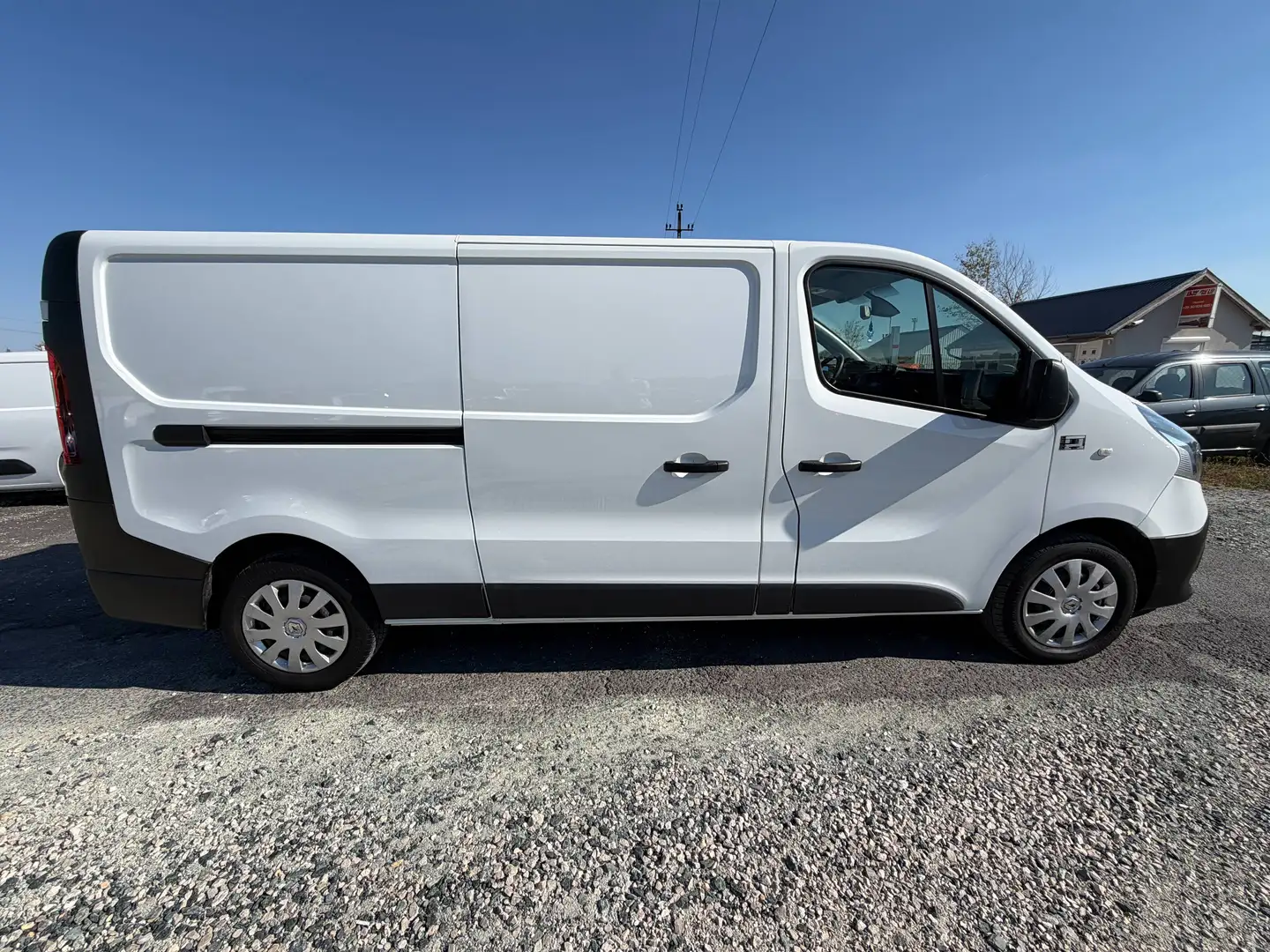 Renault Trafic 2.0 dci, L2H1 3-Sitze LKW LANG Netto:12.990 - 1