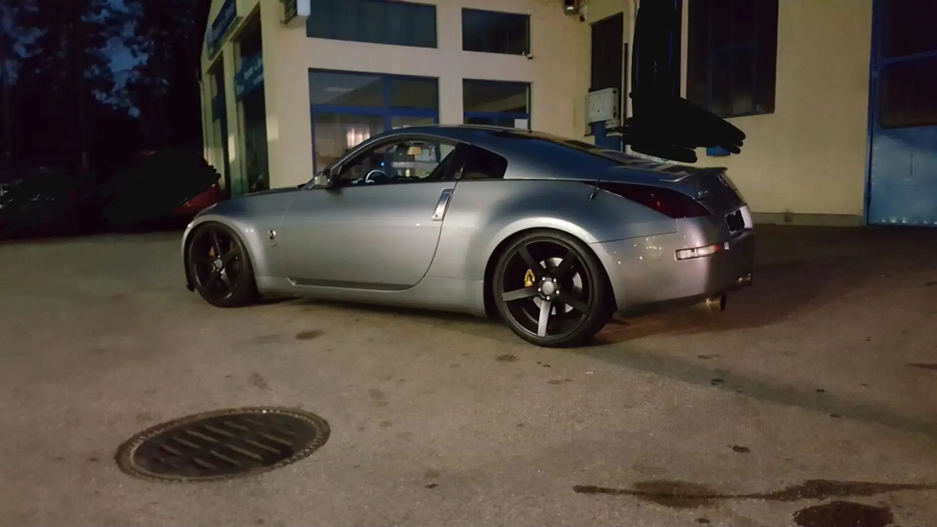 Nissan 350Z 350 Z Premium Pack - 2