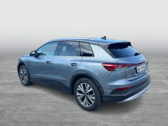 Audi Q4 E-Tron view 4