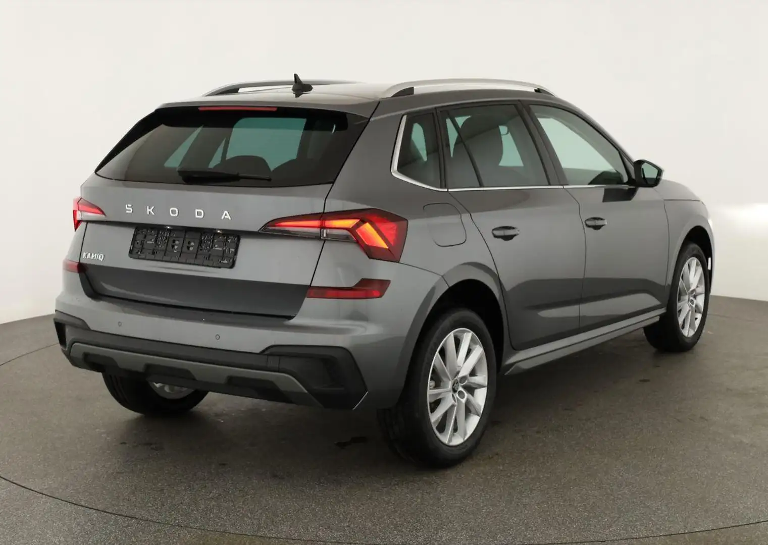 Skoda Kamiq Selection 1.0 TSI DSG Selection, LED, Kamera, A... Grau - 2