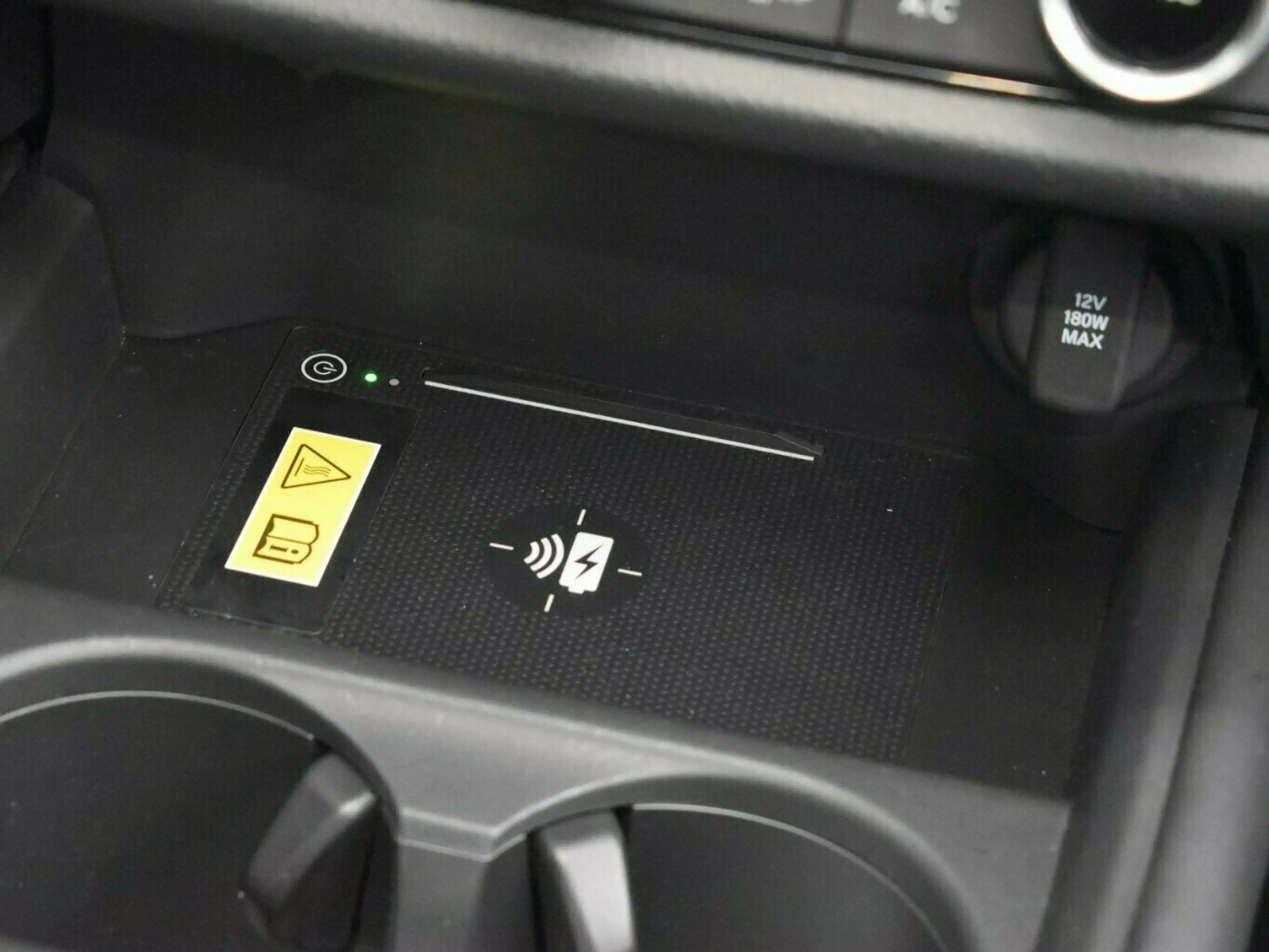 Honda ZR-V e:HEV Sport — photo 8