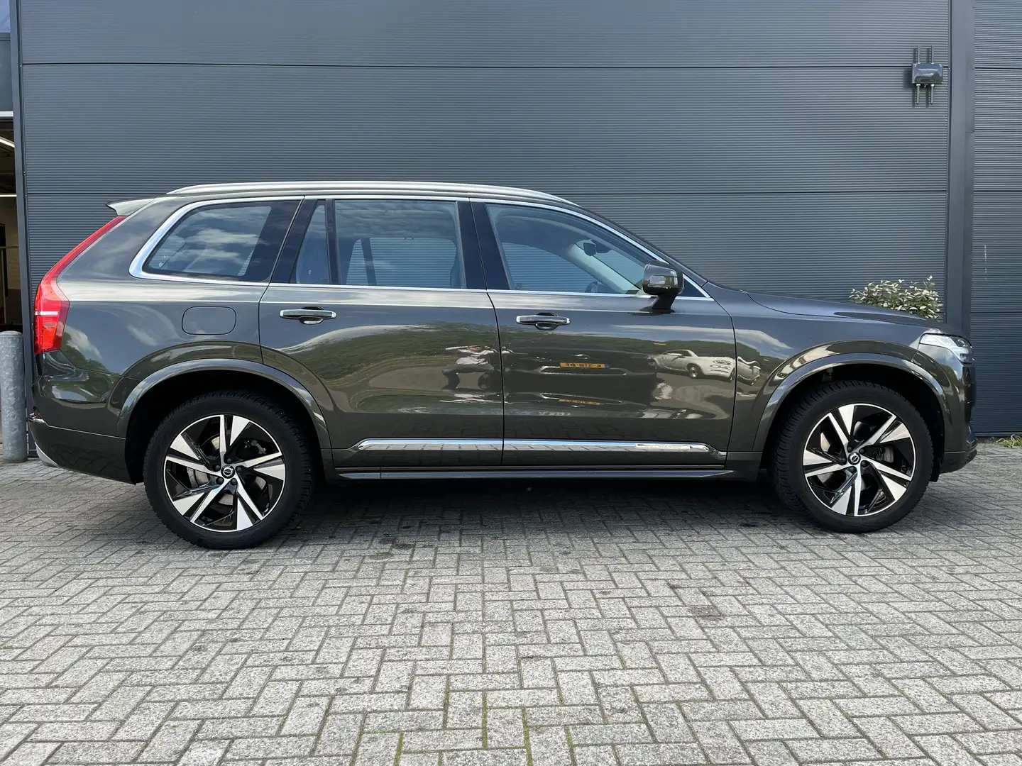 Volvo XC90 2.0 T8 Recharge Inscription | Luchtvering | HUD | Grijs - 2