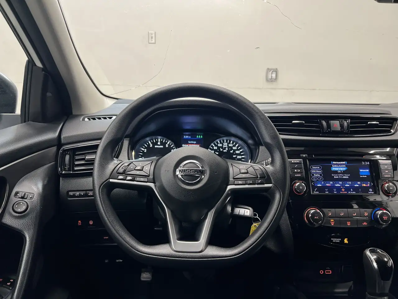 Nissan Qashqai снимка Nissan Qashqai