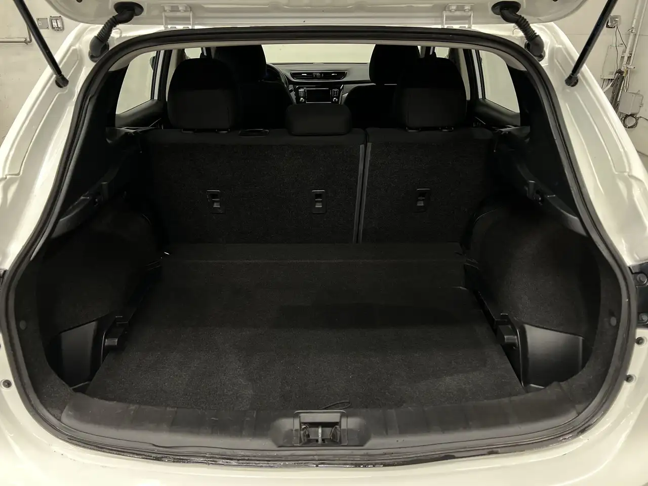 Nissan Qashqai снимка Nissan Qashqai