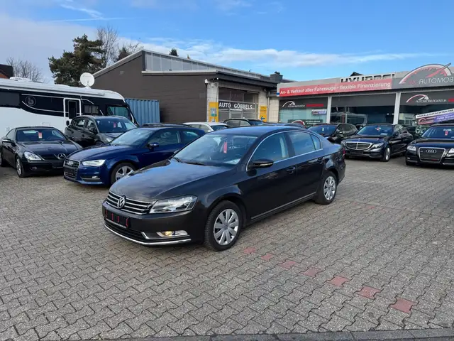 Volkswagen Passat Lim. Comfortline Navi PDC Tempo