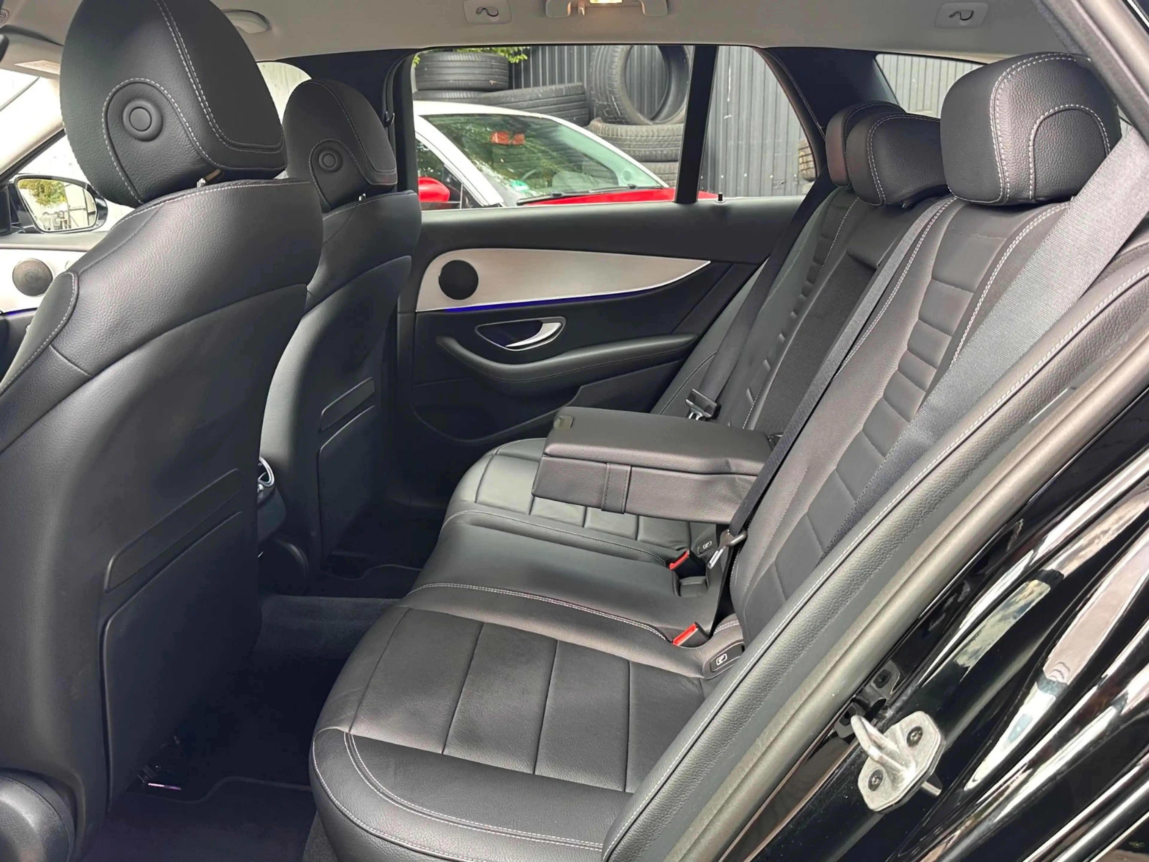 Mercedes-Benz E 300 DE T  Avantgarde 9G-TRONIC/Kamera/HUD — photo 15