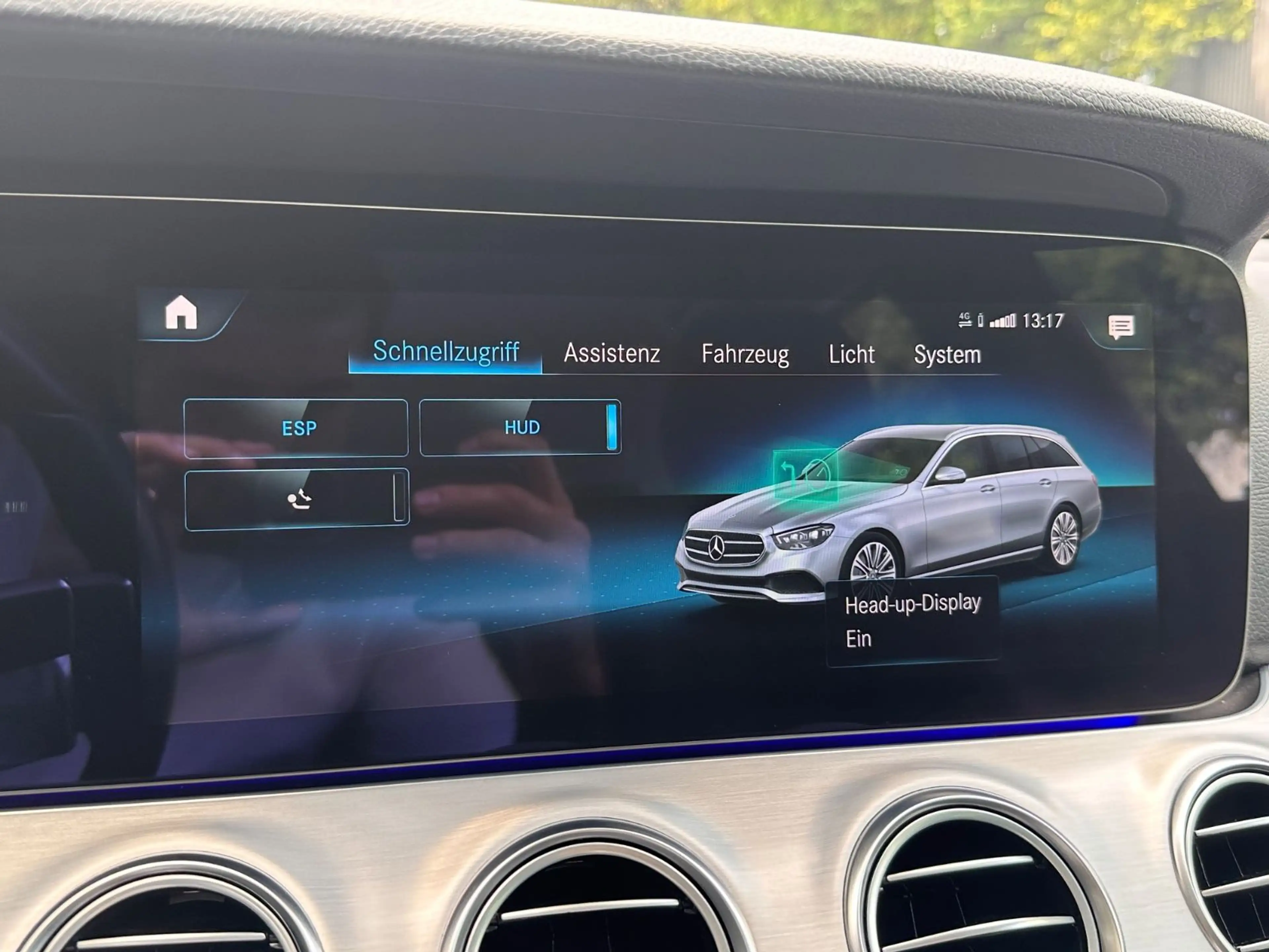 Mercedes-Benz E 300 DE T  Avantgarde 9G-TRONIC/Kamera/HUD — photo 20