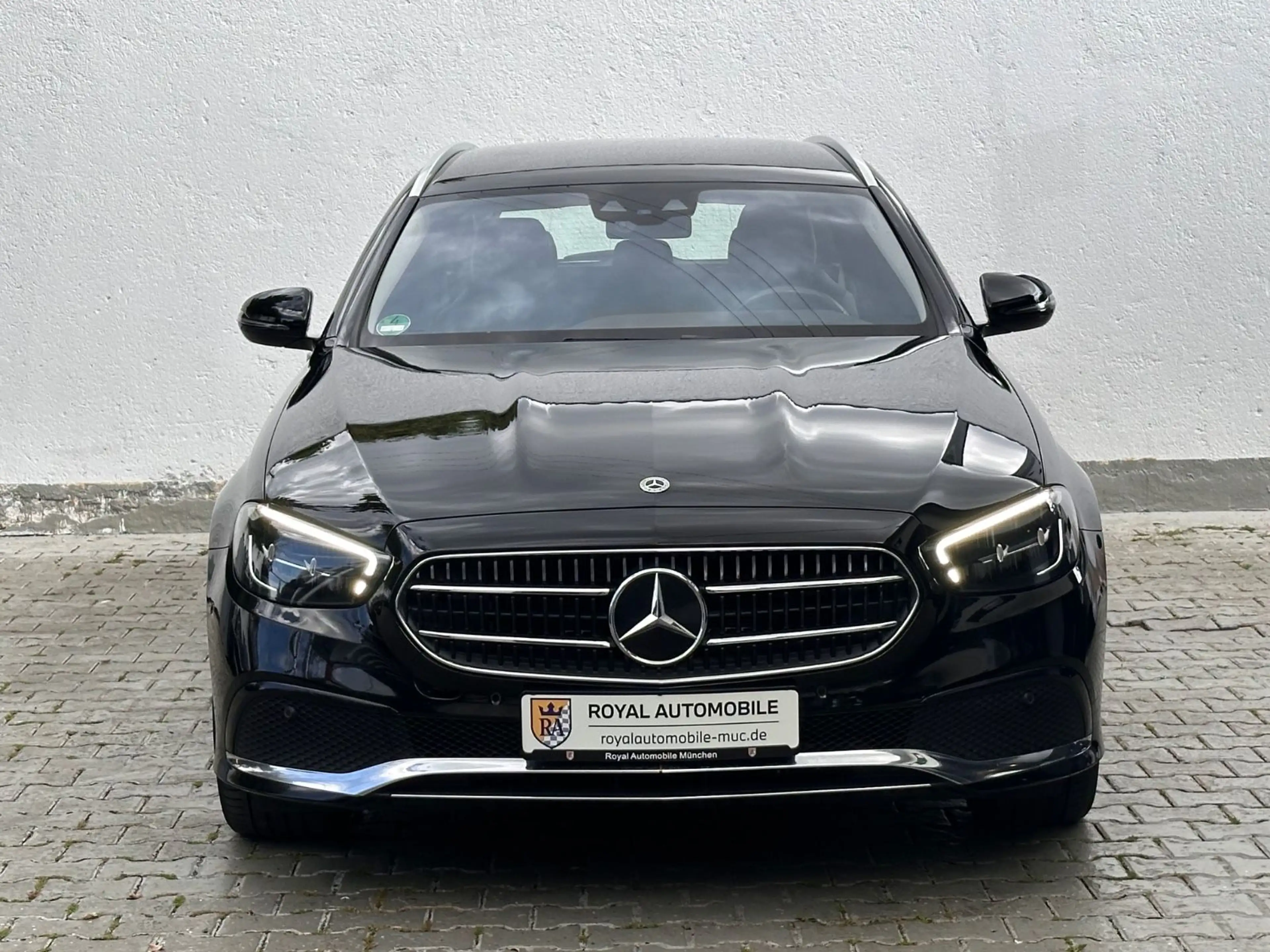 Mercedes-Benz E 300 DE T  Avantgarde 9G-TRONIC/Kamera/HUD — photo 2