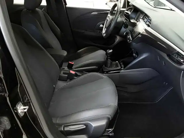 Opel Corsa view 8
