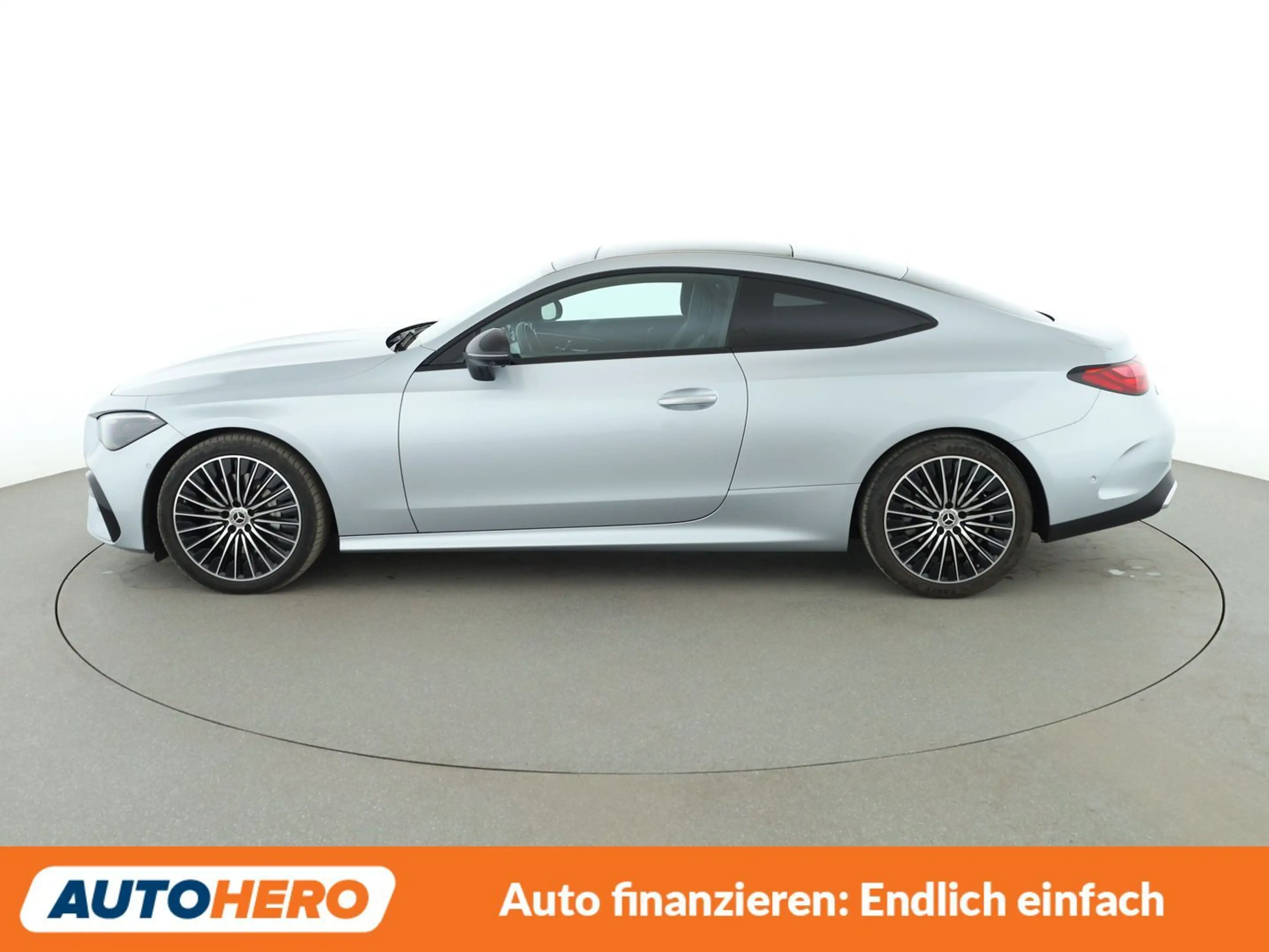 Mercedes-Benz CLE 300 CLE 300 4Matic AMG Line Premium Aut.*NAVI*LED*ACC* — photo 3