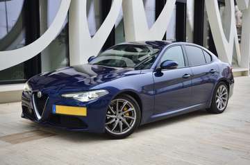 Giulia 2.0 Turbo AT8 Super