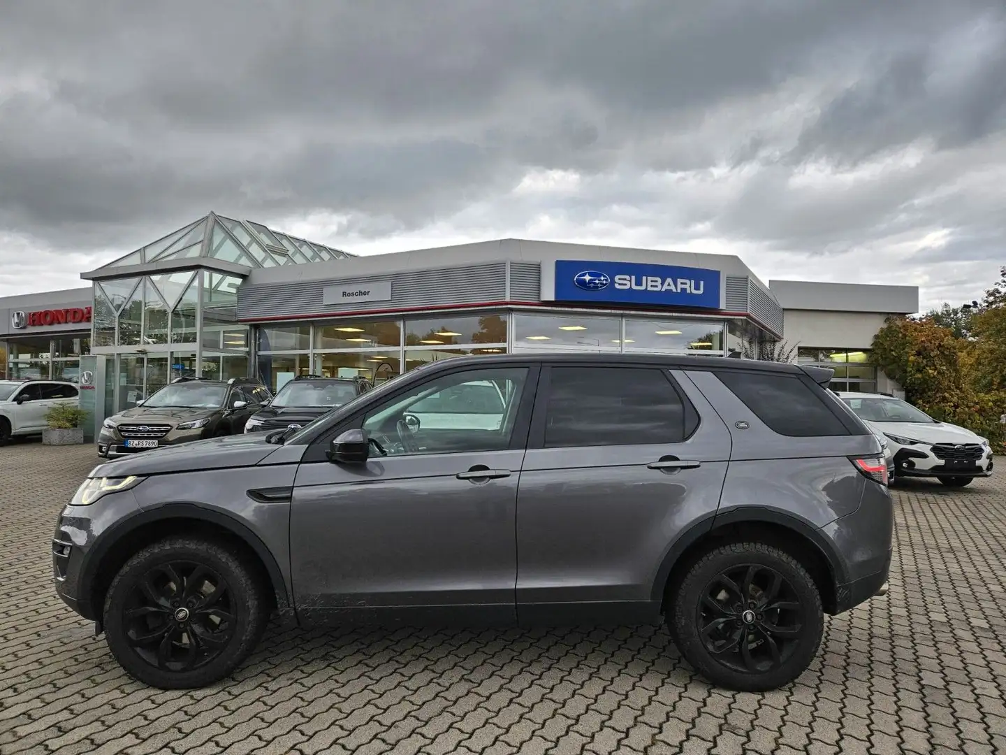 Land Rover Discovery Sport 2,0 AWD Gris - 1