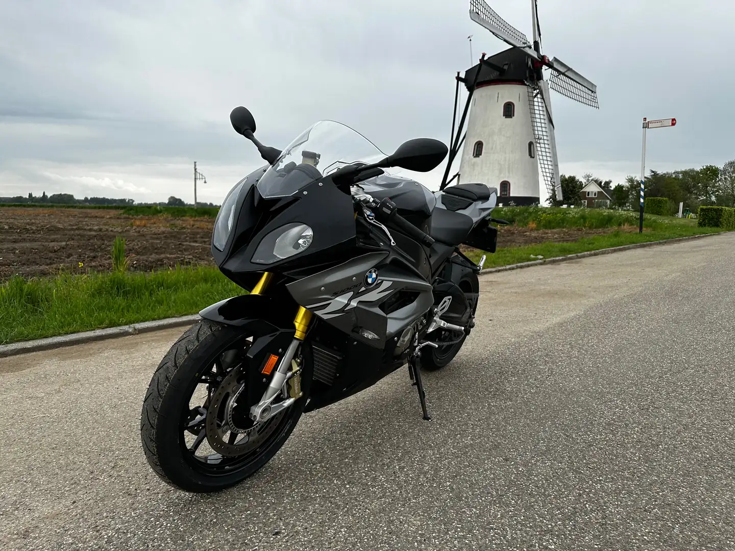 BMW S 1000 RR Grijs - 1