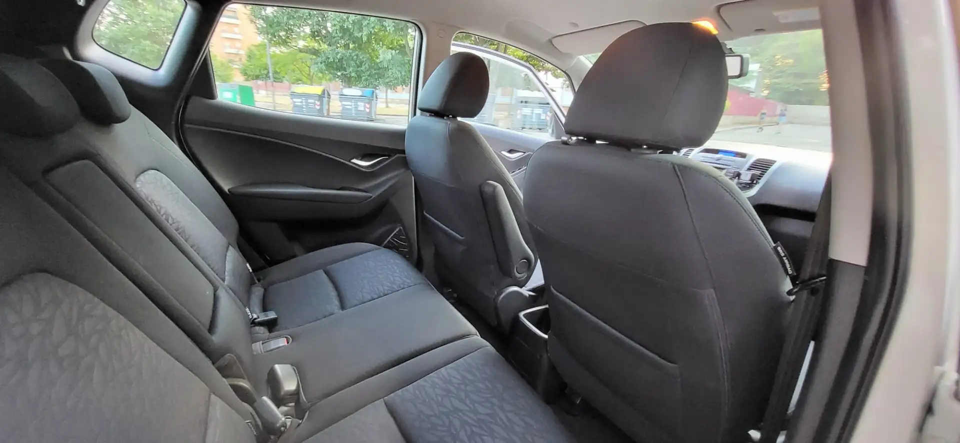 Hyundai iX20 1.6 crdi Comfort - 1