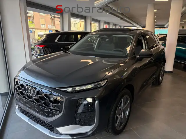 Audi Q3 view 2