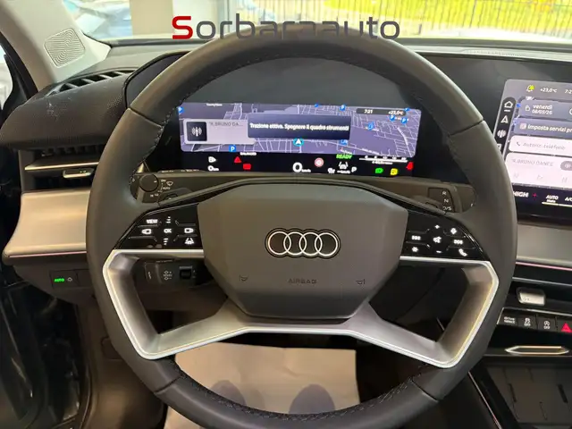 Audi Q3 view 25