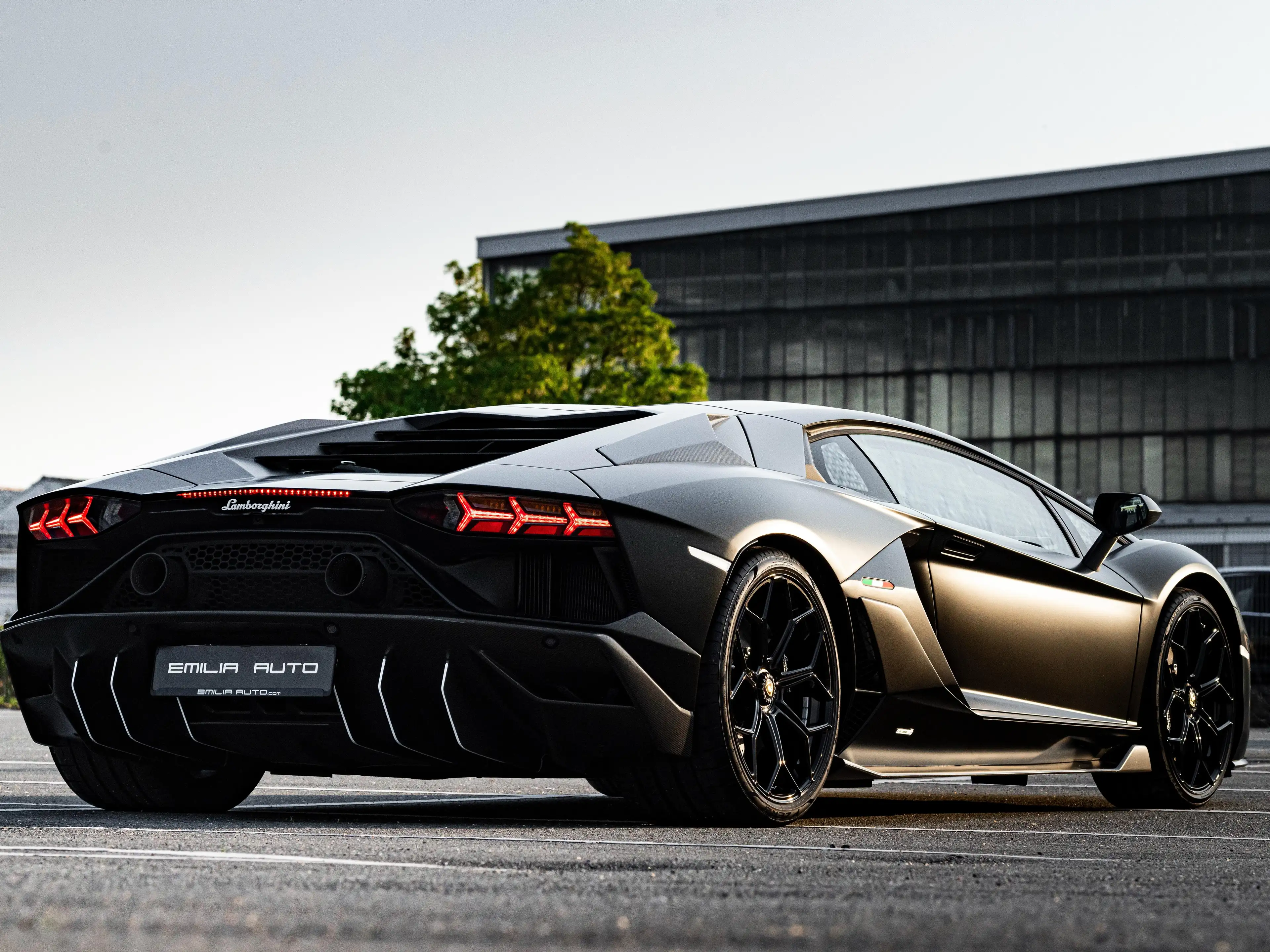 Lamborghini Aventador Aventador Ultimae 1. Hand deutsch — photo 9