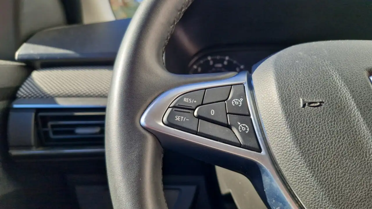 Dacia Sandero Sandero — photo 19